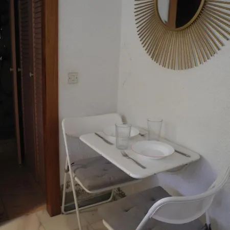 Διαμέρισμα Tranquilos Estudios Cerca De La Playa *
